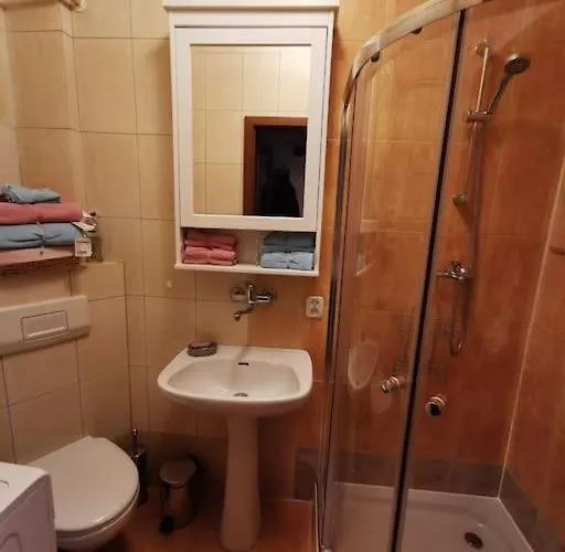 דירה Stylish In Lower Part Of Sopot! סופוט